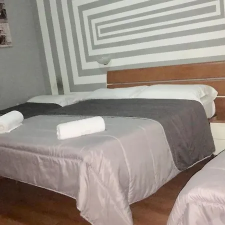 בית הארחה Hi Termini רומא