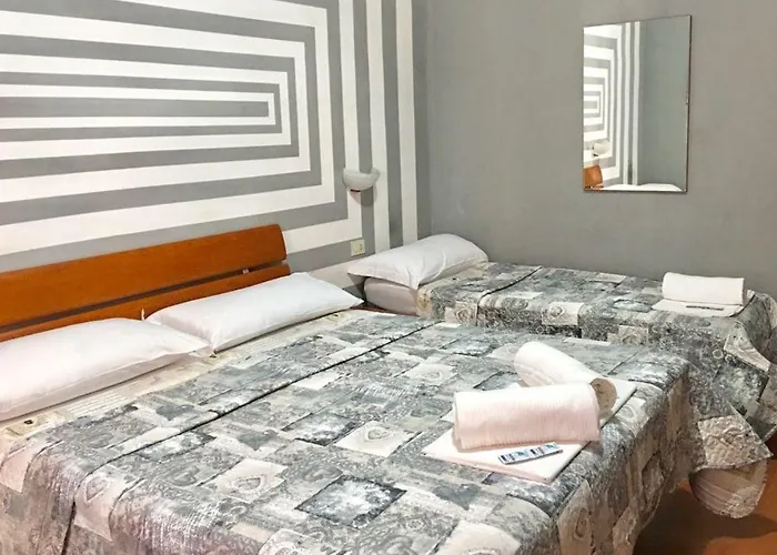 Hi Termini Pensión Roma